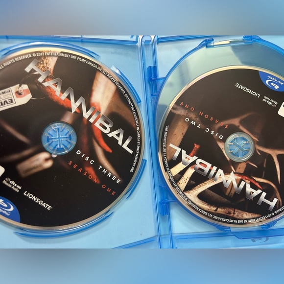 Hannibal - Season 1 Blu Ray - Like New 🔪🥩 - Picture 4 of 4